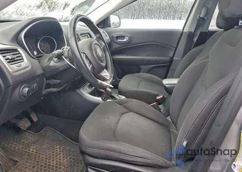 2018 Jeep Compass Sport z USA, uszkodzony, nr VIN 3C4NJCAB6JT133418